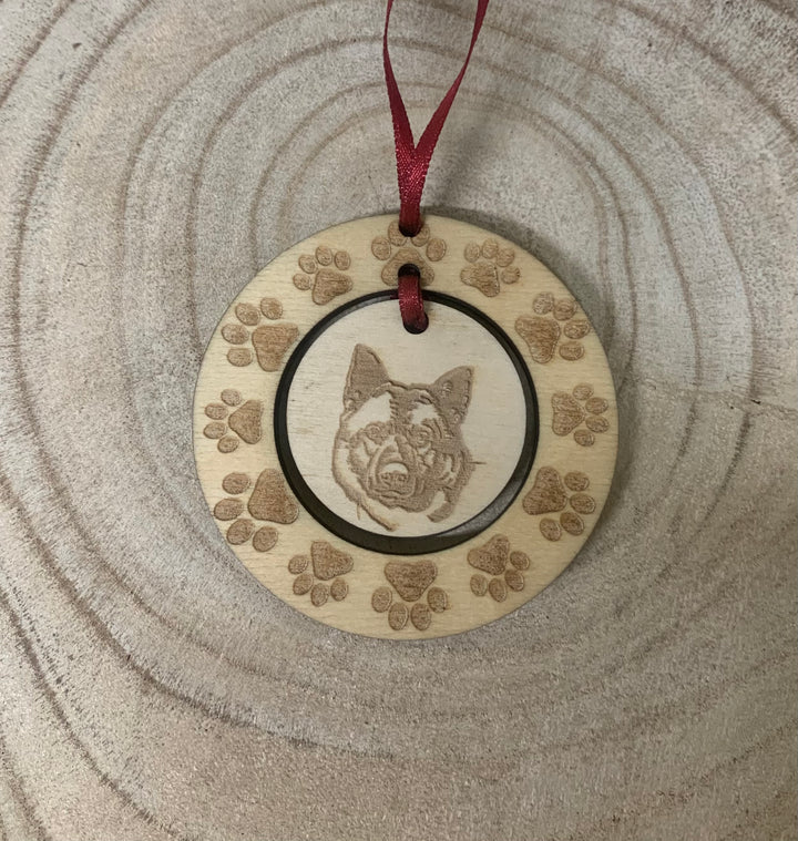 Personalised Akita Illustration Hanging Decoration ~ Paw Wreath