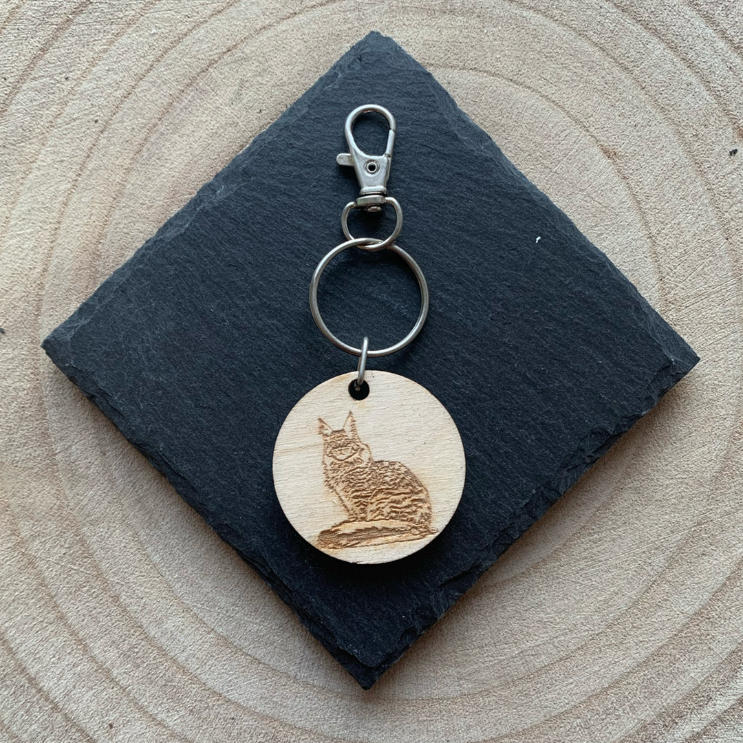 Maine Coon Cat Engraved Wooden Keyring.